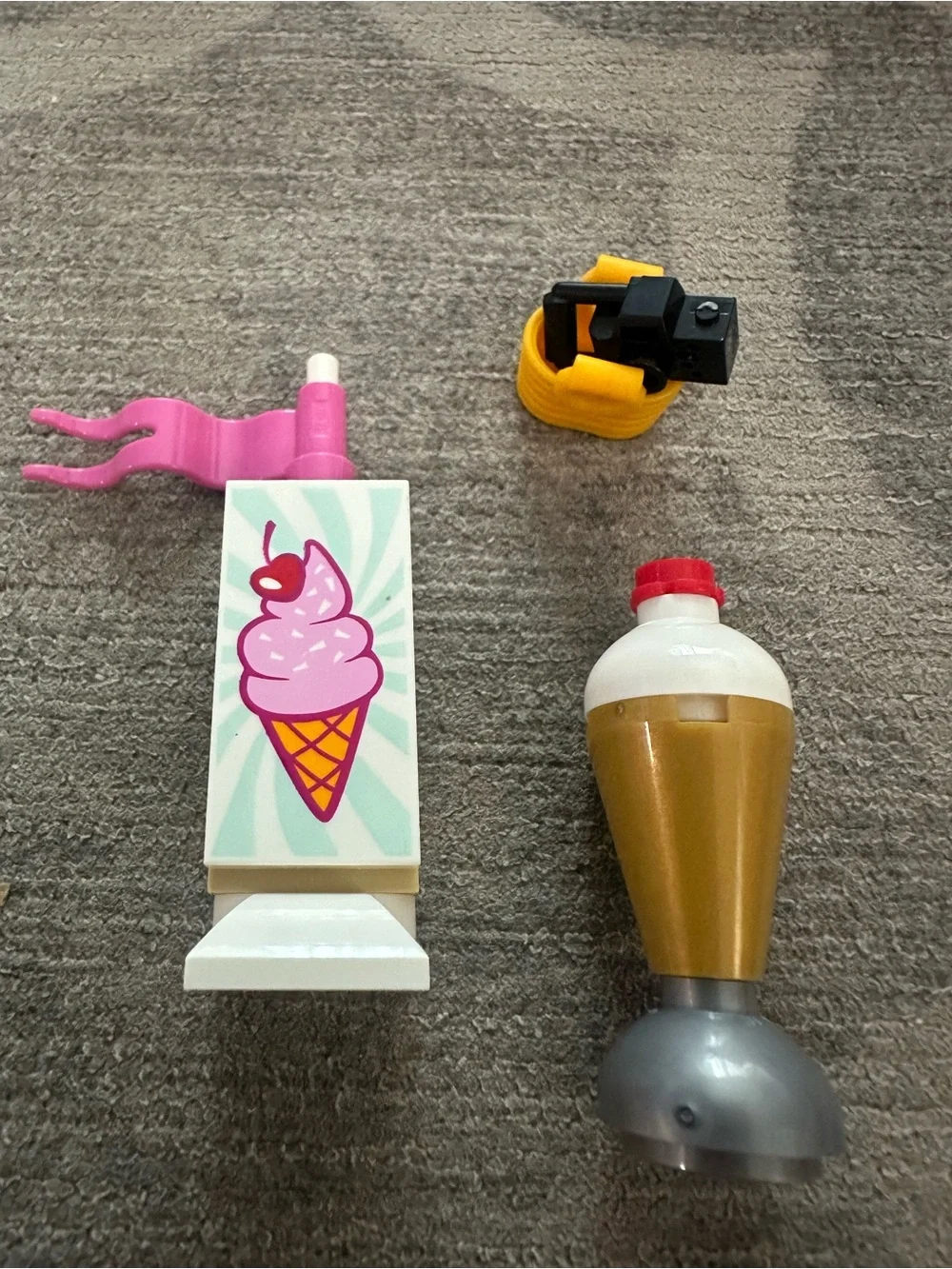 Lego Juniors Emma's Ice Cream Truck 10727-retired